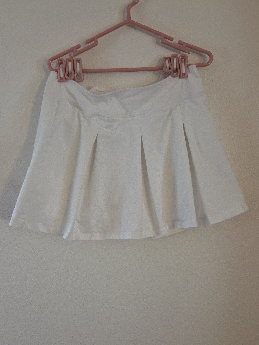 Wicked By Women White Pleated Circle Skort